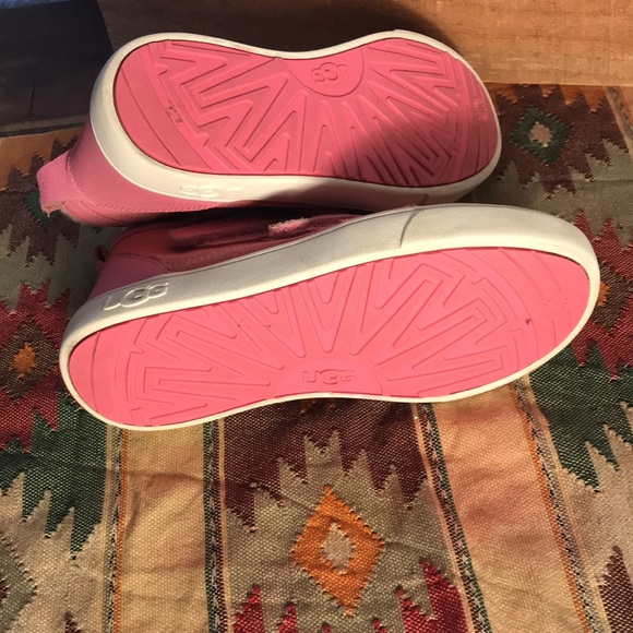 UGG Velcro close sneakers - Picture 7 of 10